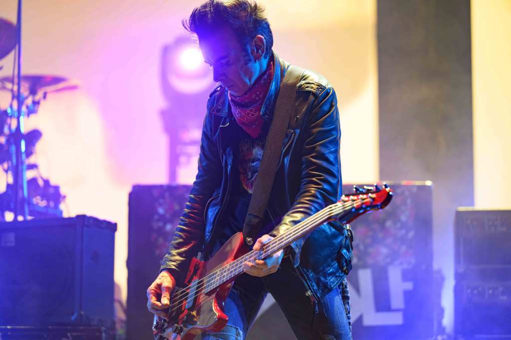 Songs of a Lost World The Cure Simon Gallup