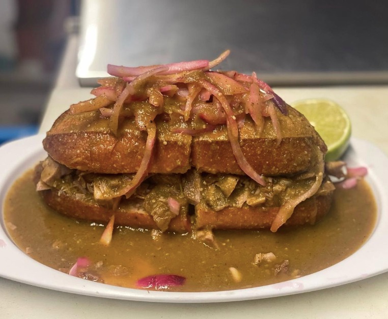 ¿Dónde comer tortas ahogadas en Los Ángeles? - Sopitas USA