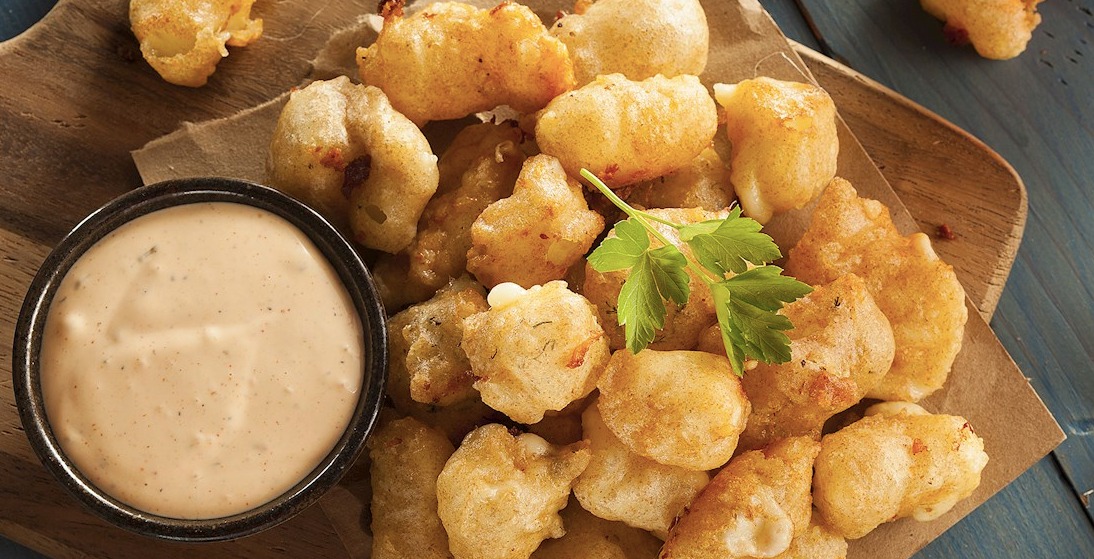 platillos con queso Estados Unidos Cheese Curds