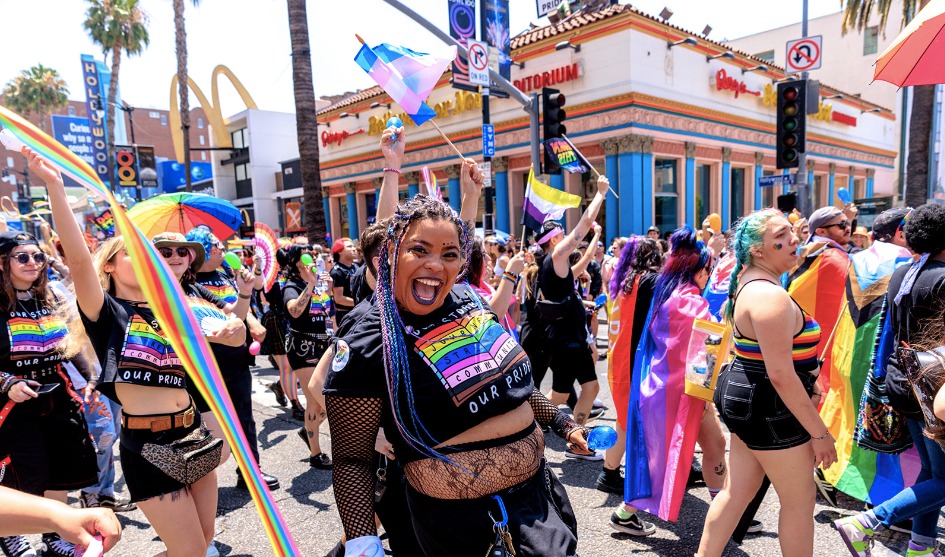 Marcha LGBTQ+ en Los Ángeles