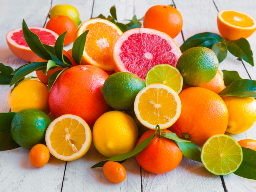 broncas al orinar | frutas cítricas | naranja | toronja | limón