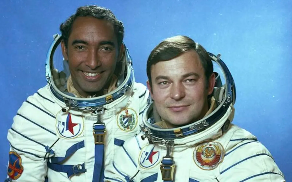 astronautas hispanos