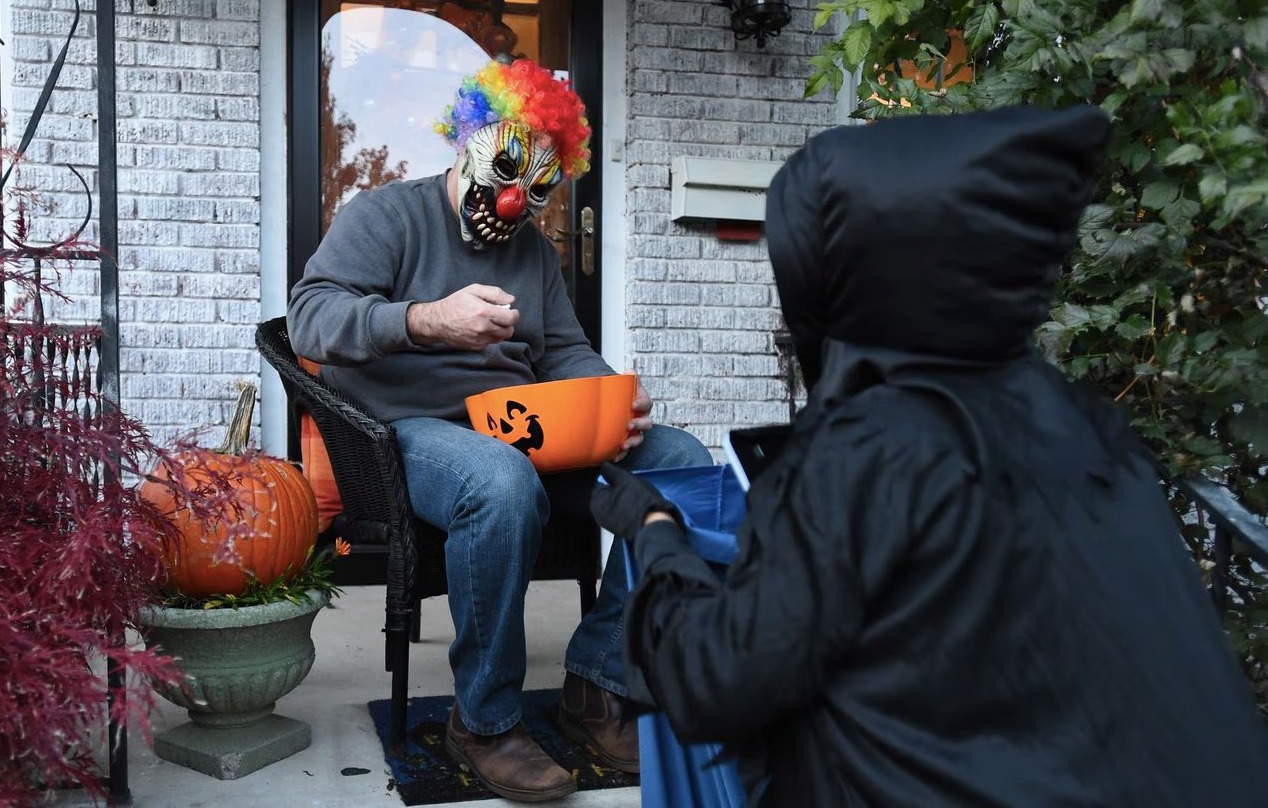 trick or treat Halloween cannabis