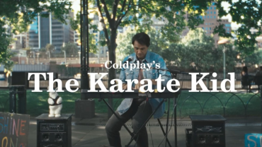 Coldplay estrena el videoclip 'The Karate Kid' con Ralph Macchio