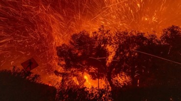 ¿Qué son los vientos de Santa Ana y por qué están relacionados con los incendios en California?