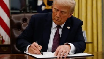 trump firma ordenes ejecutivas 1