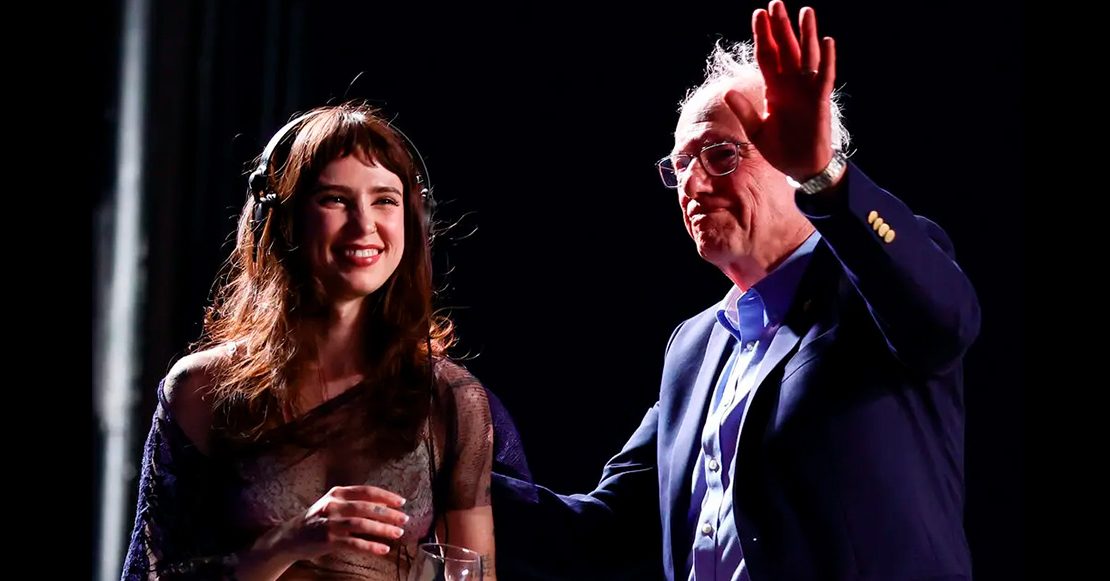 Bernie Sanders se pronuncia contra Donald Trump en Coachella 2025